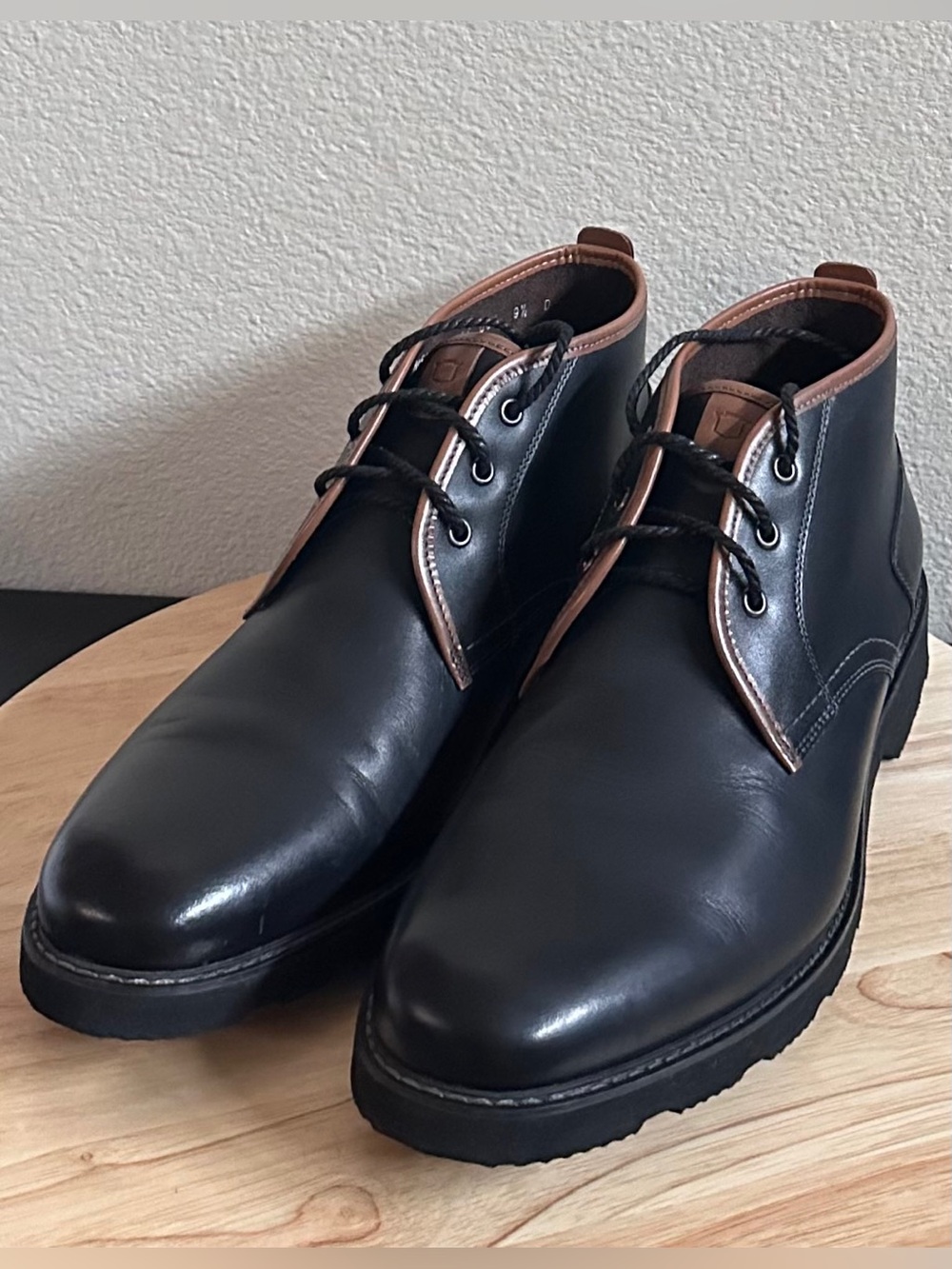 Florsheim Casey Chukka Boot 13255 Mens Black Leather Lace Up Dress Boot 9.5D